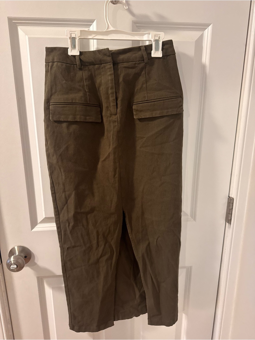 Olive Women’s Cargo Style Midi Skirt